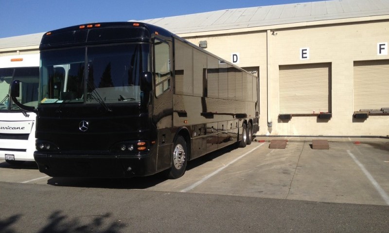 Limo Bus With Bathroom interior