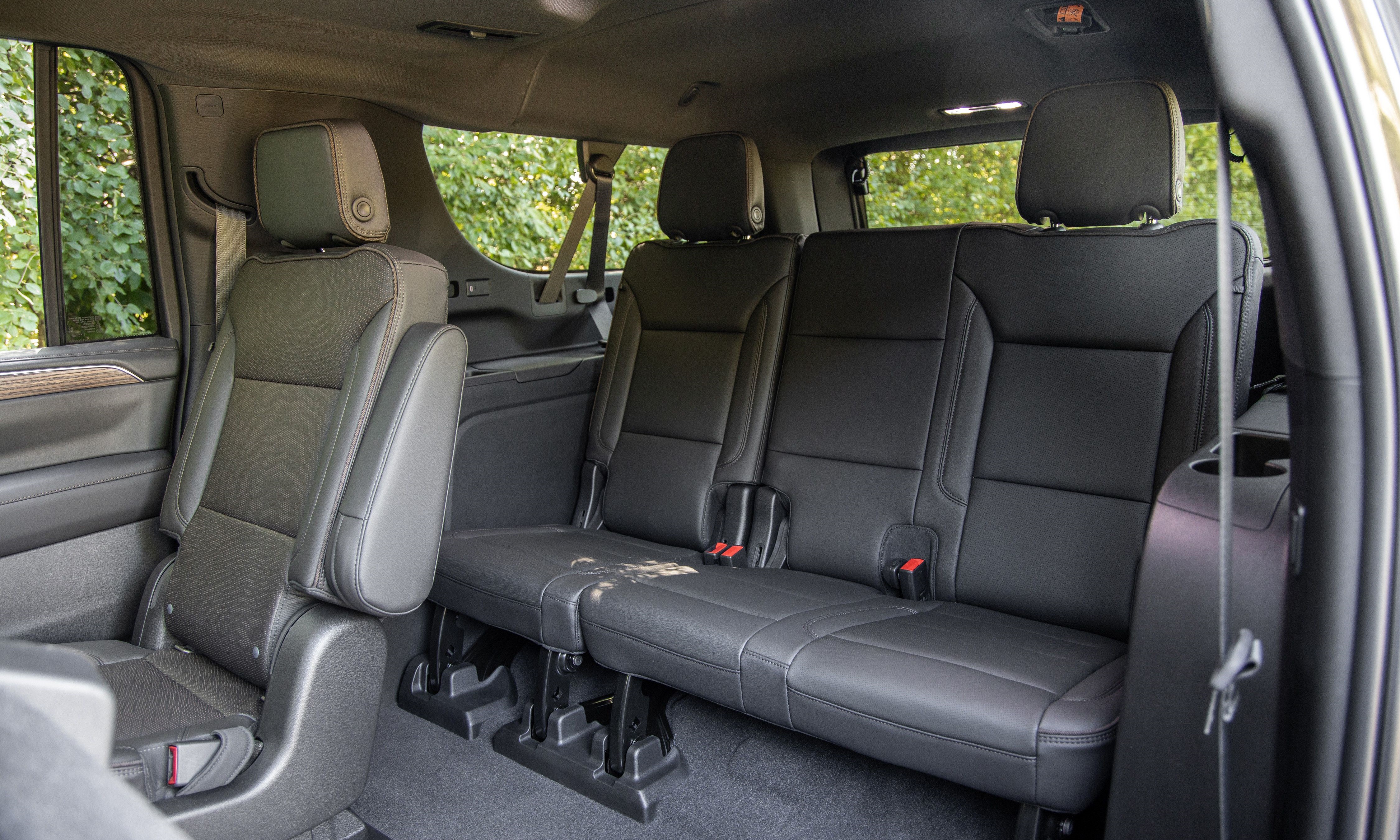Chevrolet Suburban exterior