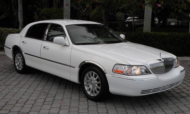 Lincoln Town Car interior